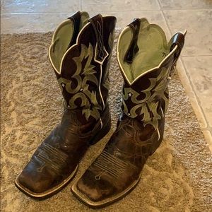 Ariat 7.5B square toe cowgirl boots, brown/ green